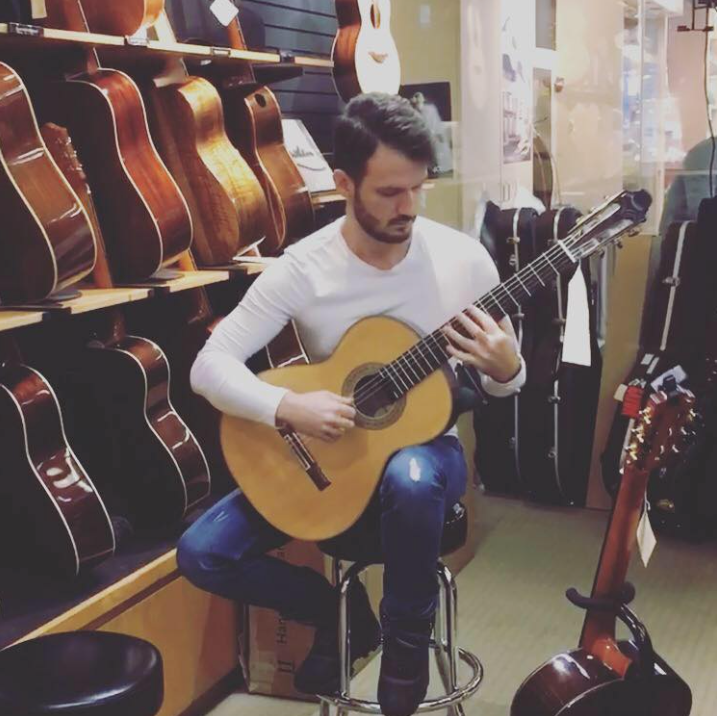 Julian Hasko, founder of iPickGuitar